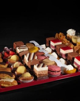 Plateau de 53 petits fours <br>Gamme Prestige